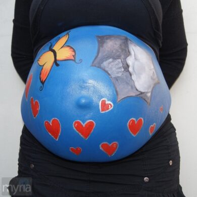 Pregnant belly painting: Inspiration for creative ways to celebrate